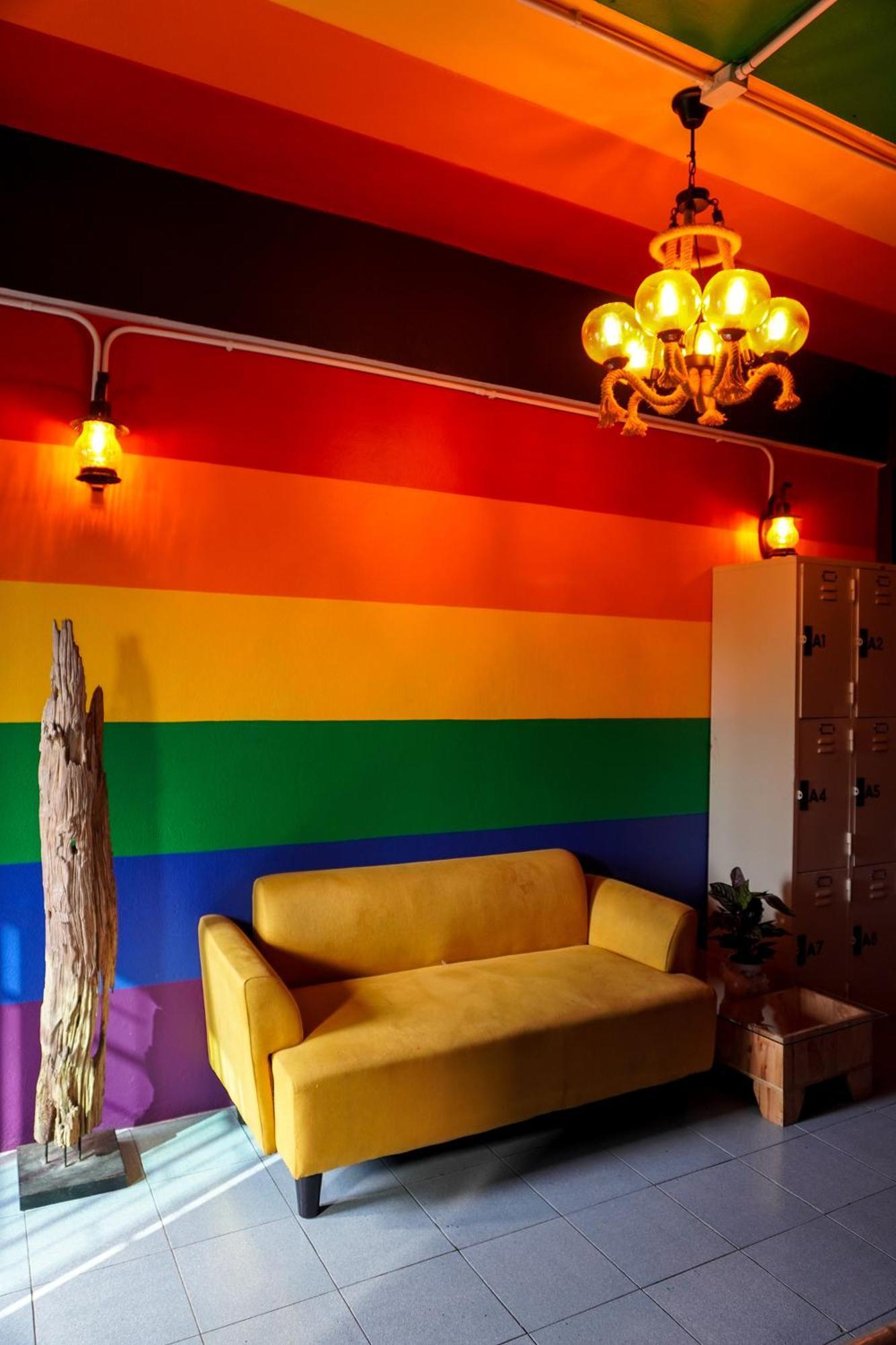 Rainbow Hostel Чиангмай Экстерьер фото